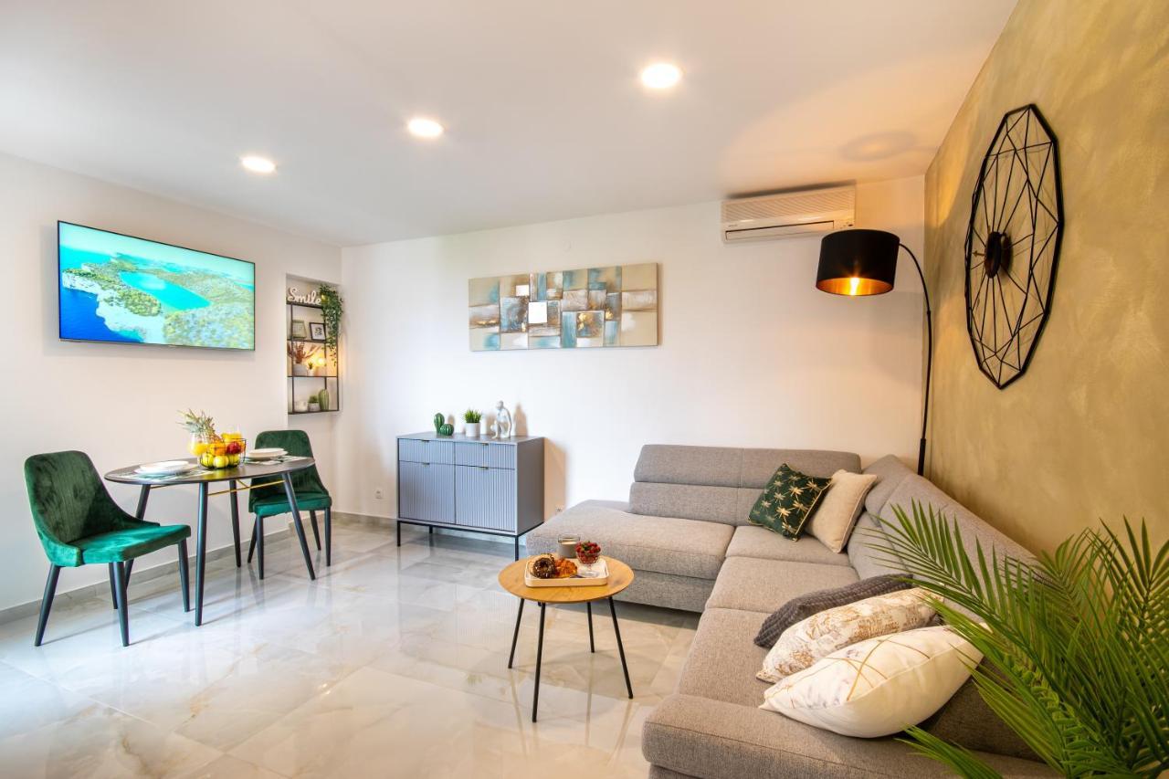 Apartments Klement Брела Екстер'єр фото