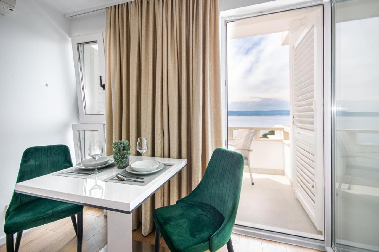 Apartments Klement Брела Екстер'єр фото