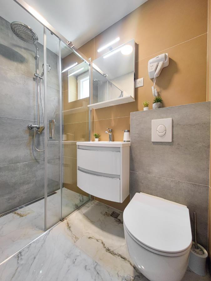 Apartments Klement Брела Екстер'єр фото