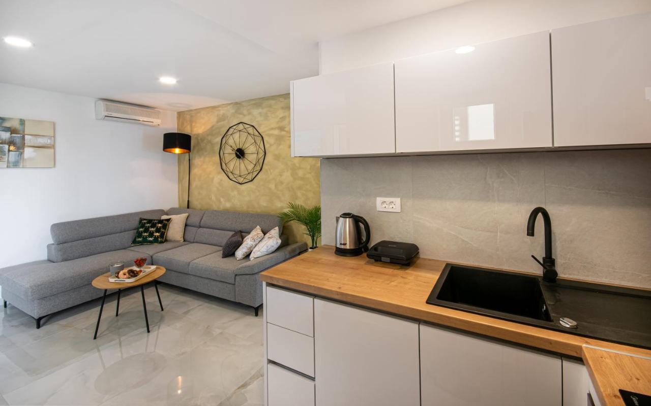 Apartments Klement Брела Екстер'єр фото