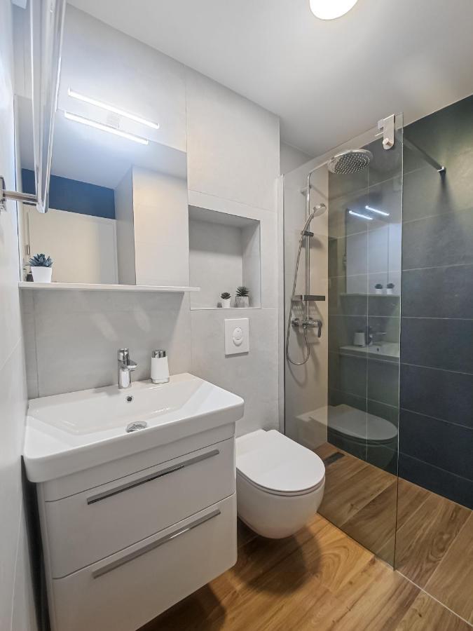 Apartments Klement Брела Екстер'єр фото