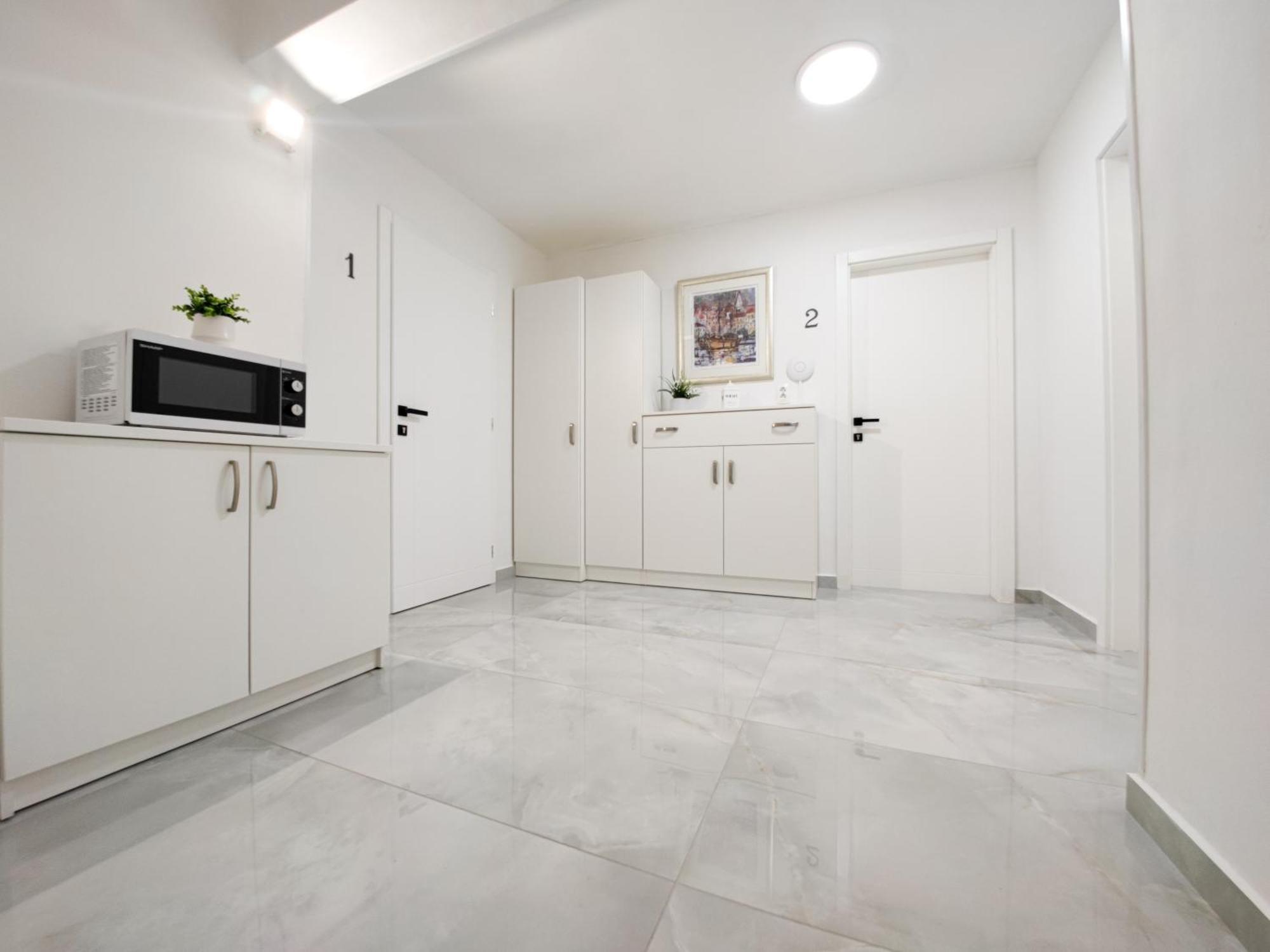 Apartments Klement Брела Екстер'єр фото